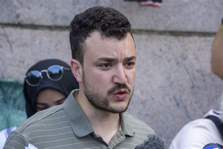 
Emad Al Swealmeen Age, Birthday, Wikipedia, Who, Nationality, Biography 