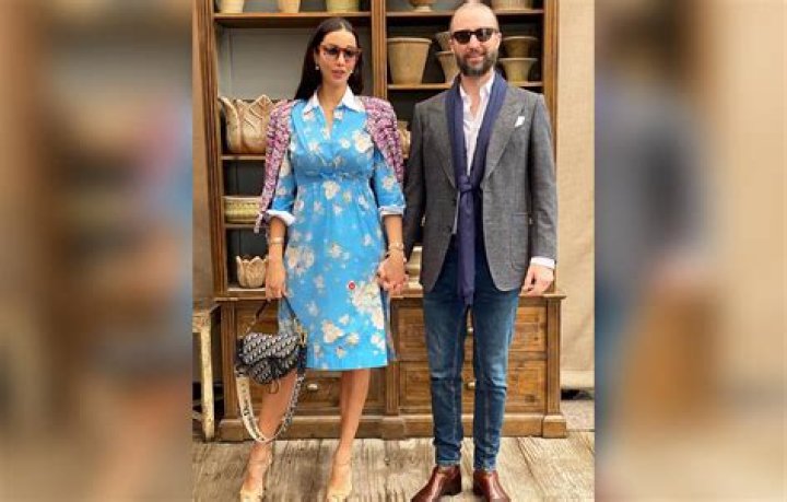 
Is James Bergener Married to Wife? Or Dating a Girlfriend? 