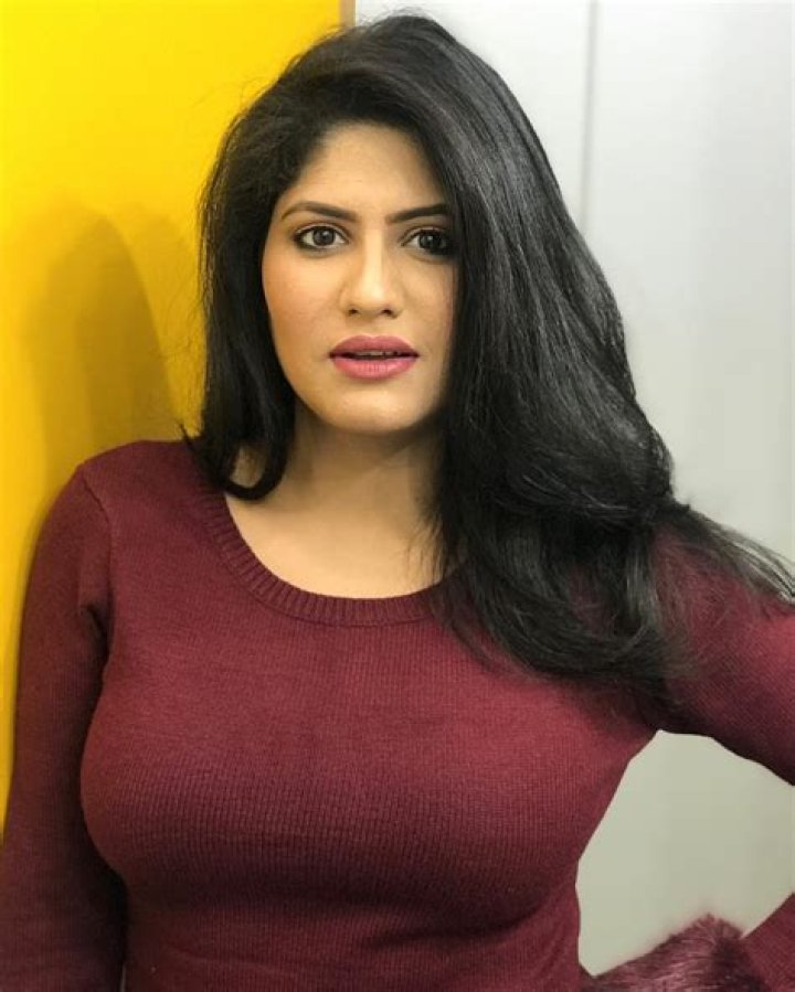 Kumkum Binwal Height, Weight, Net Worth, Age, Birthday, Wikipedia, Who, Instagram, Biography