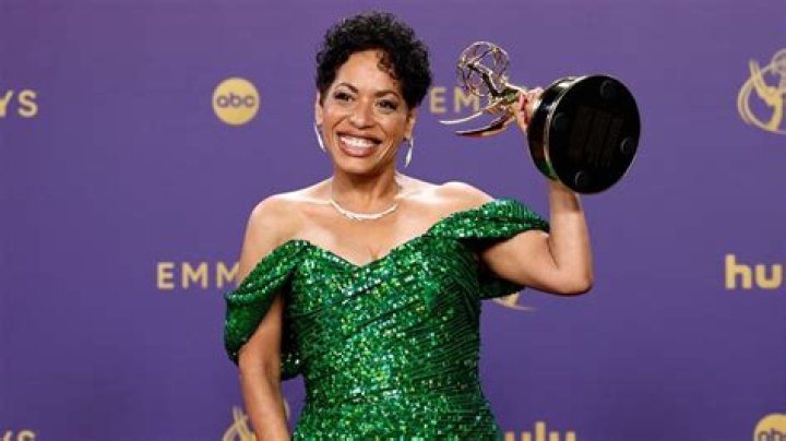 
Liza Colón-Zayas Height, Weight, Net Worth, Age, Birthday, Wikipedia, Who, Nationality, Biography 