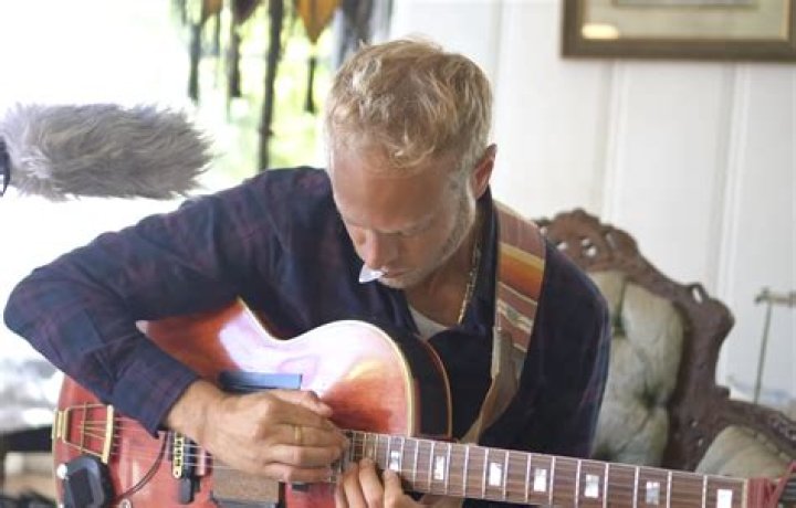 
What Happened To Musician Paulinha Abelha? 