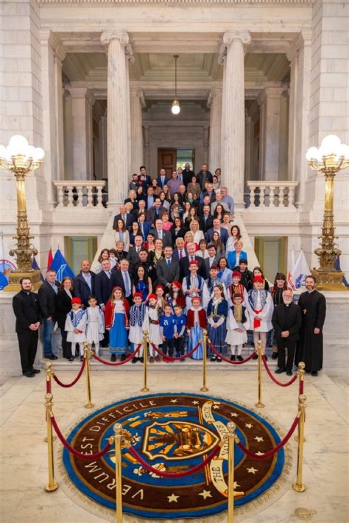 
Who Are Tiara Mack Parents? Meet The Twerking Rhode Island State Senator Family 
